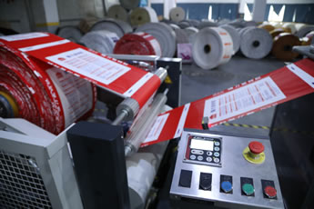 U塑复合袋R间展C?   border=